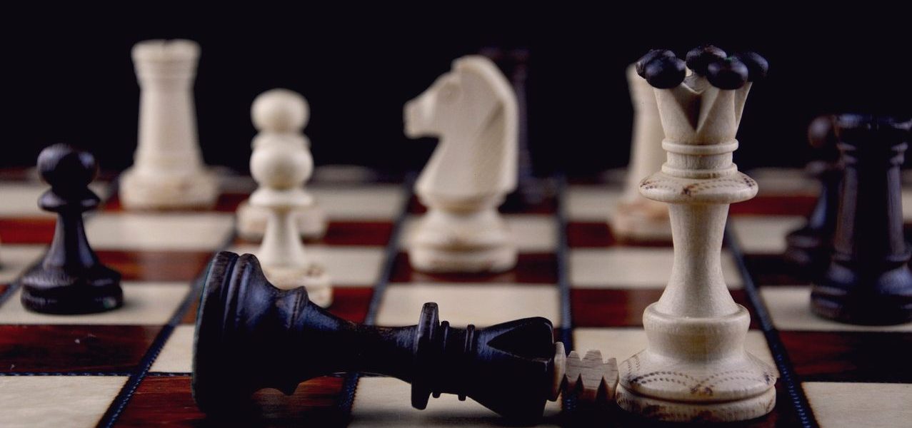 大满贯棋类游戏的文化传承：立博官方带你探索东西方智慧交融